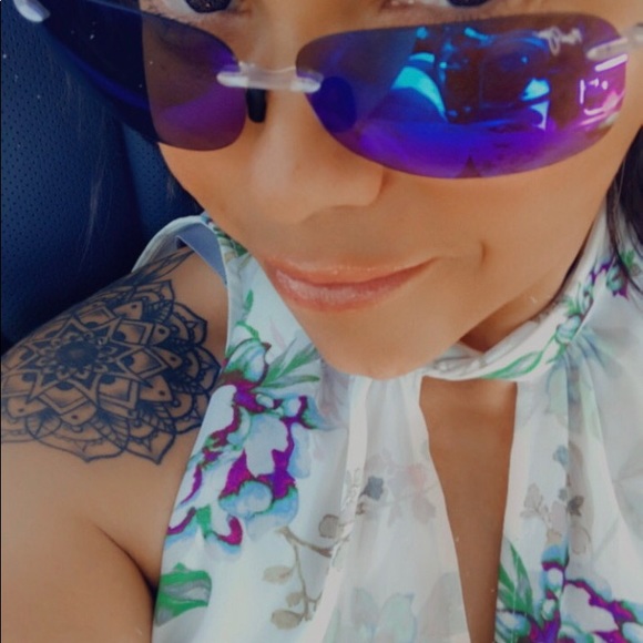 Meet your Posher, Gayle - Picture 5 of 13